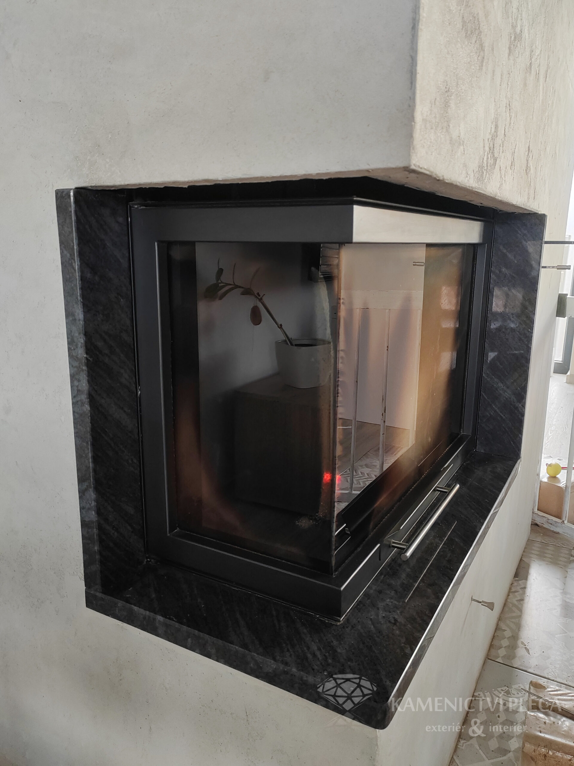 žulové obložení Orion Dark