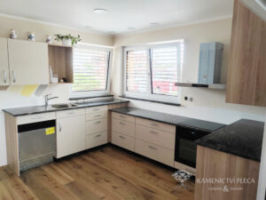 žulové pracovní desky