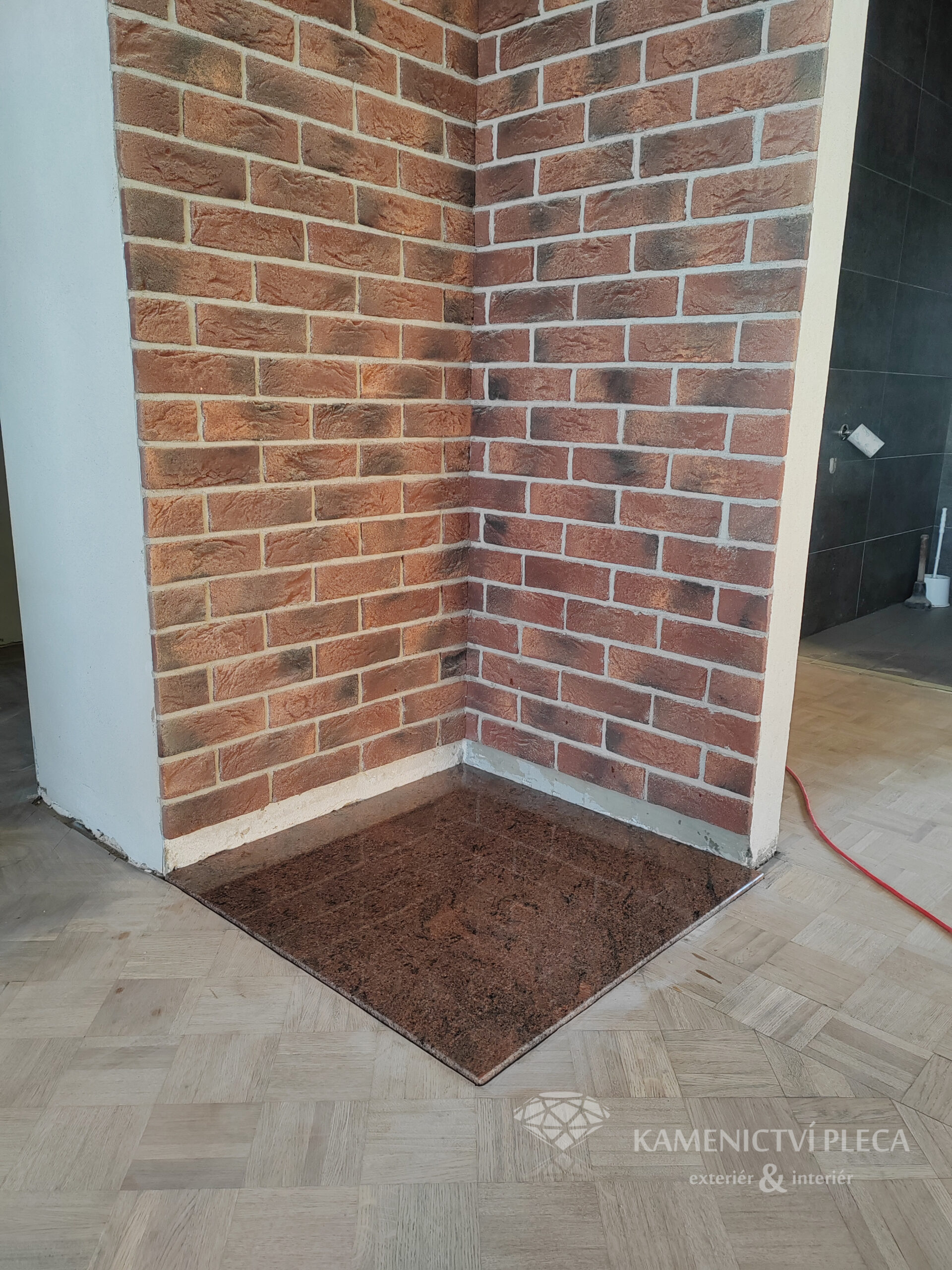 Kamenná krbová deska